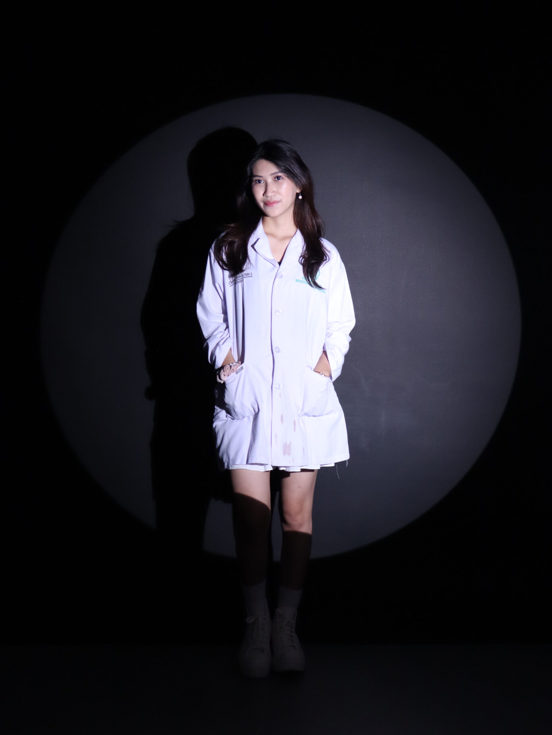 Spotlight Black